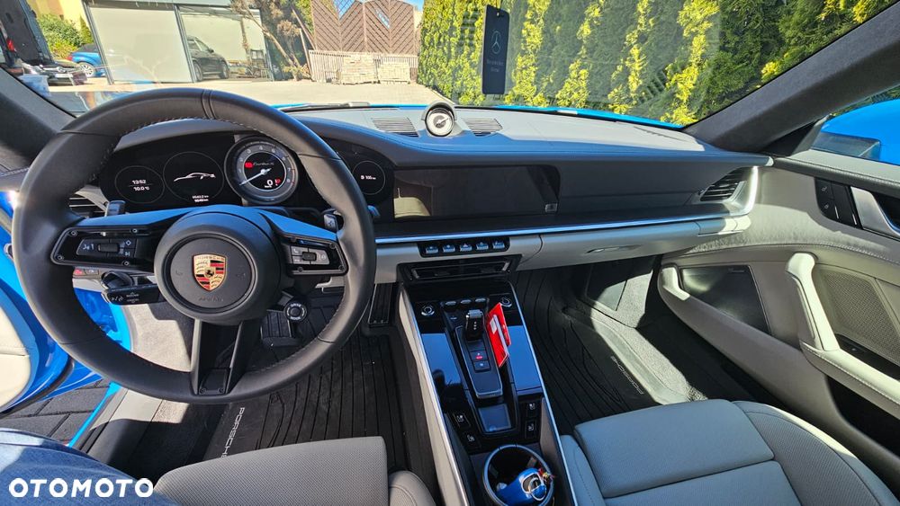 Porsche 911 911Turbo S - 10