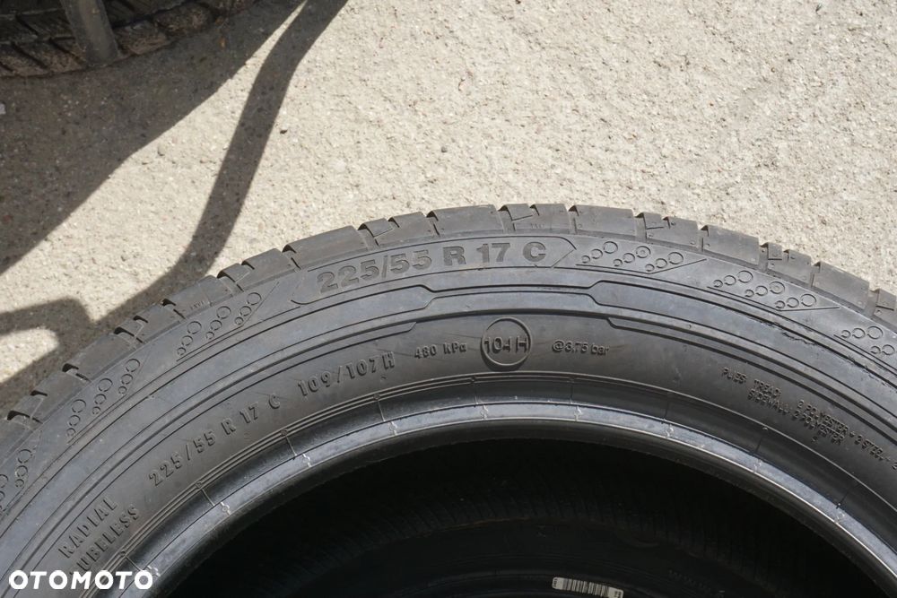225 55 17C Continental ContiVanContact200 22r - 4