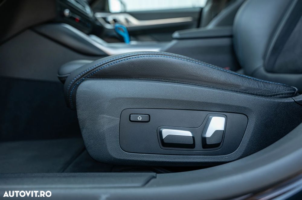 BMW i4 M50 Gran Coupe xDrive - 17