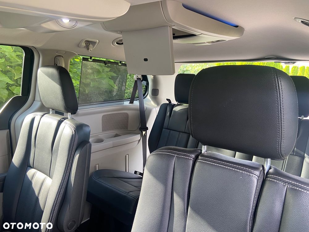 Chrysler Town & Country 3.6 Touring - 21