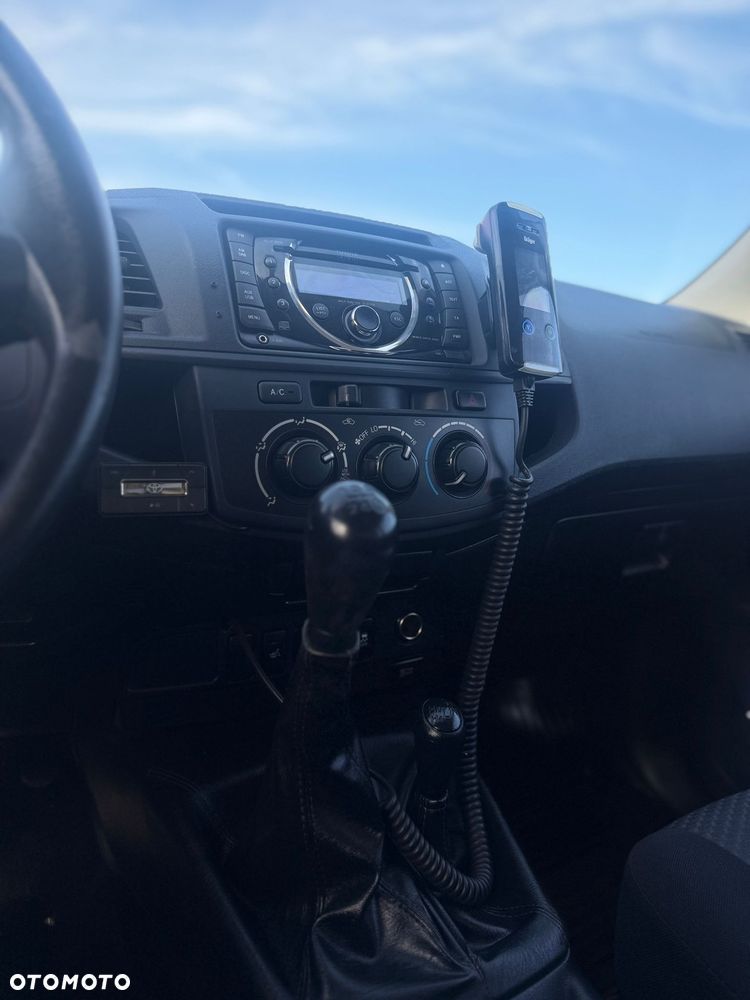Toyota Hilux - 7