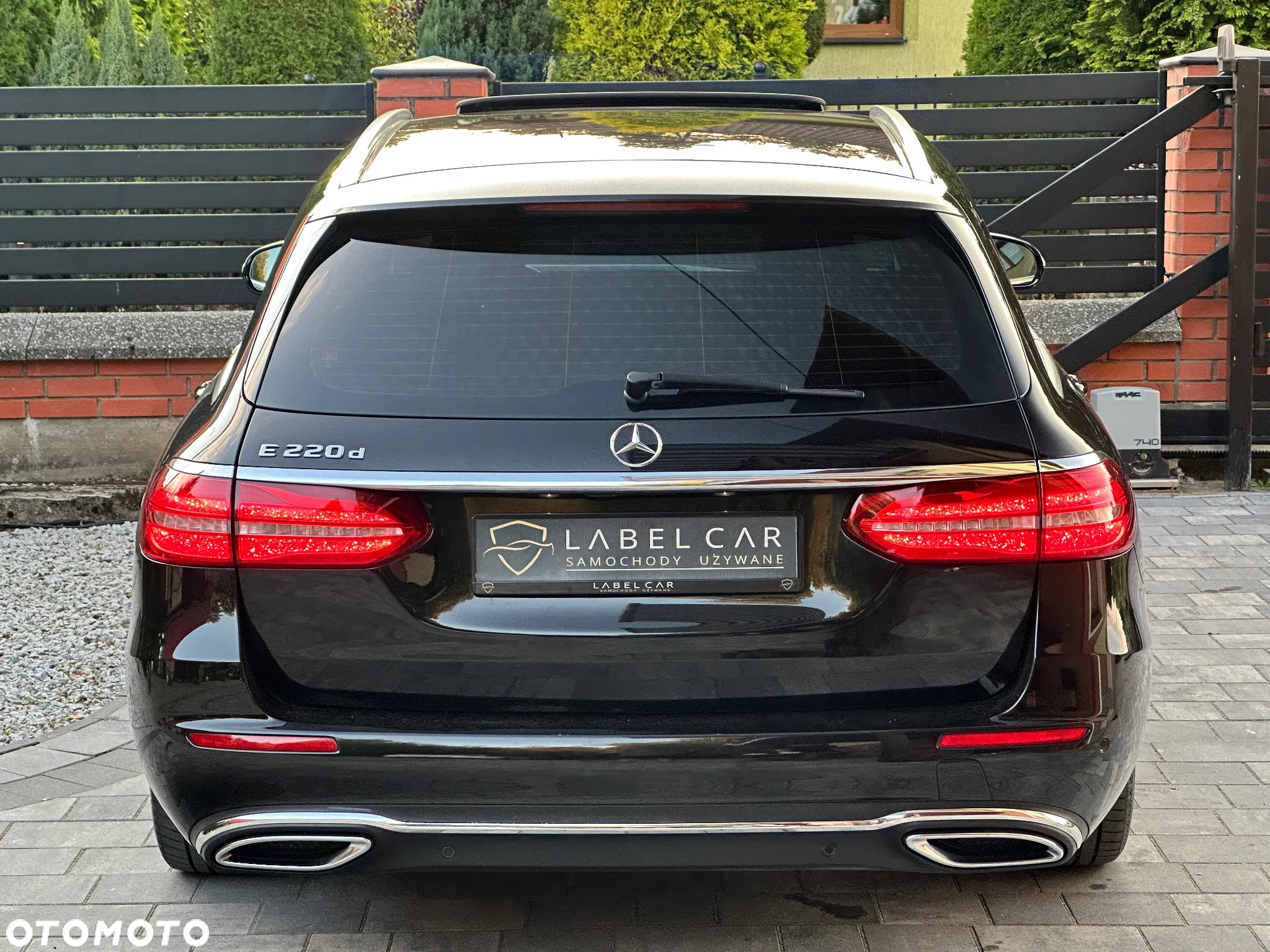 Mercedes-Benz Klasa E 220 d T 9G-TRONIC Avantgarde - 18