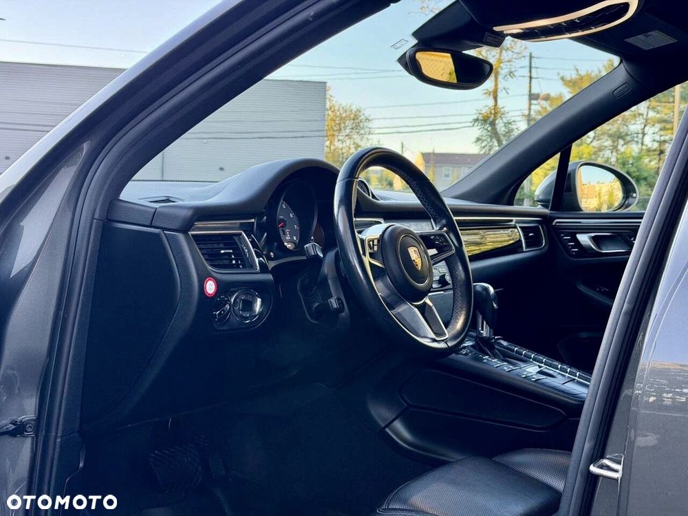 Porsche Macan - 11