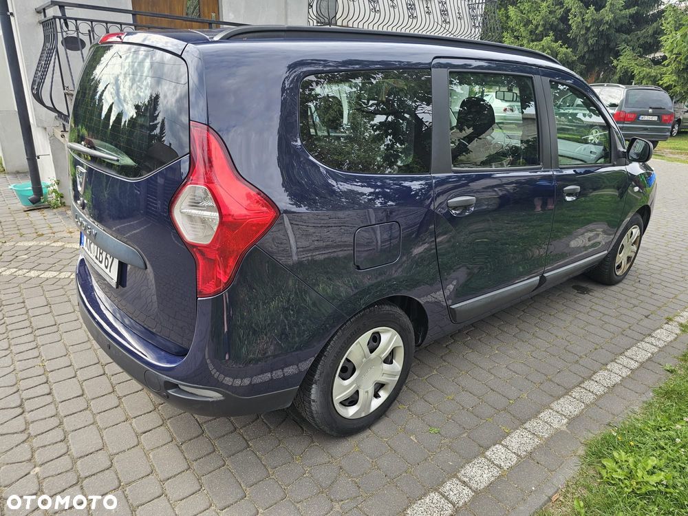 Dacia Lodgy 1.6 MPI 85 Prestige - 36