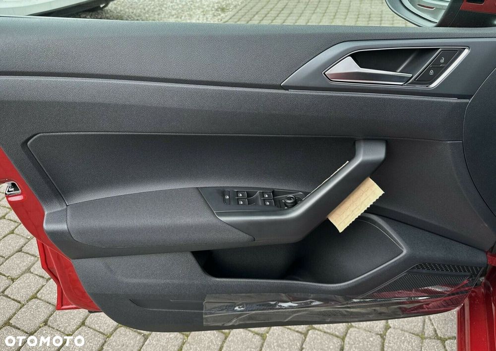 Volkswagen Taigo - 21