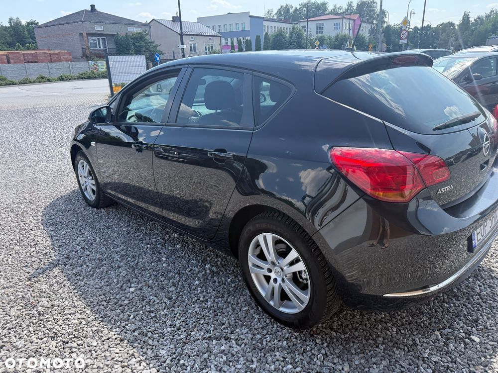 Opel Astra 1.4 T Cosmo - 26