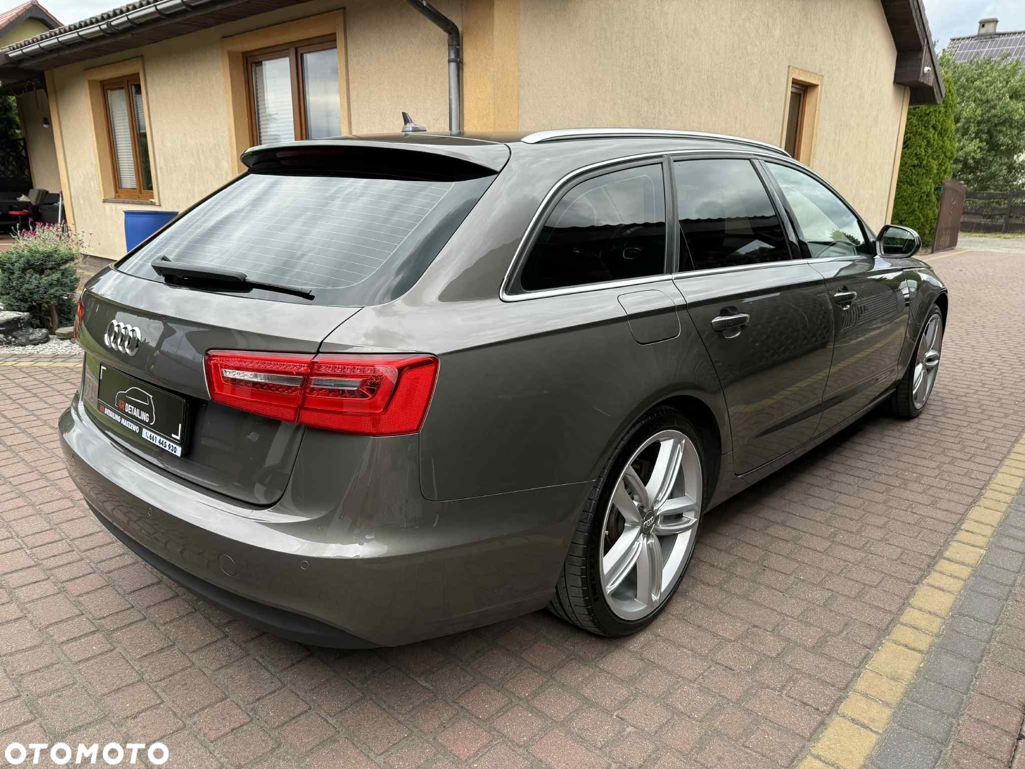 Audi A6 - 6