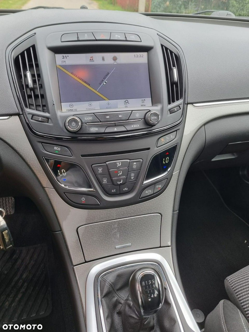 Opel Insignia - 11