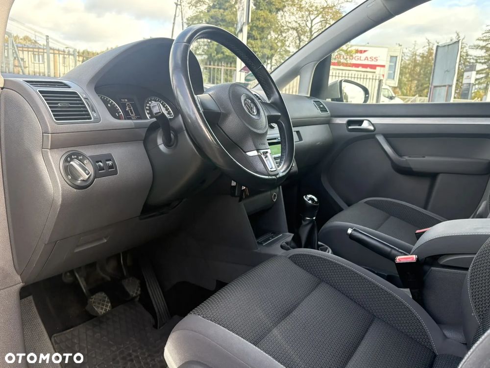 Volkswagen Touran 1.6 TDI DPF Comfortline - 11