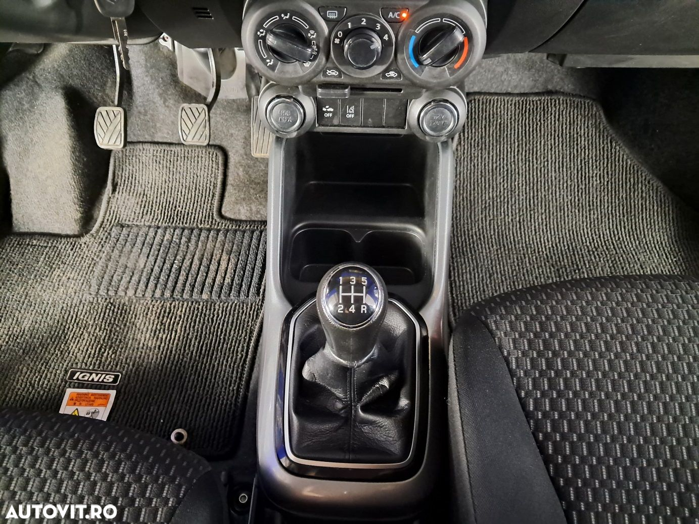 Suzuki Ignis - 15