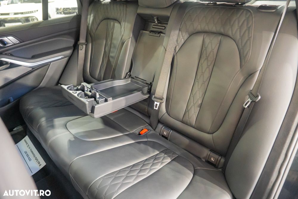 BMW X5 xDrive45e - 26