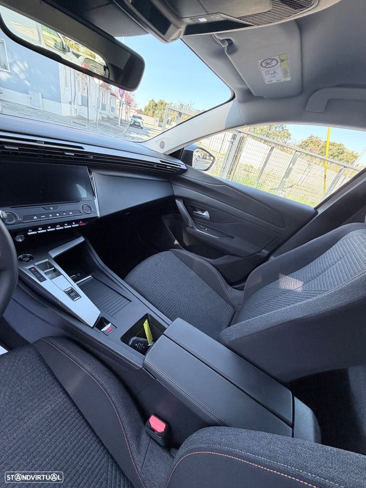 Peugeot e-308 156 Style - 12