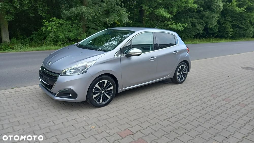 Peugeot 208 1.2 PureTech GPF Allure S&S EAT6 - 5