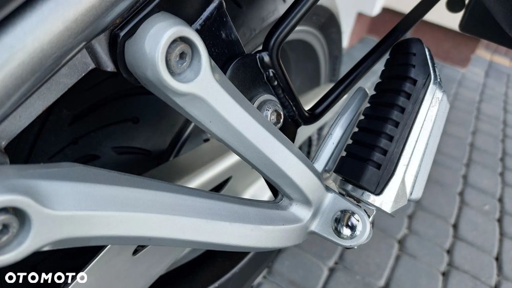 Suzuki GSX - 20