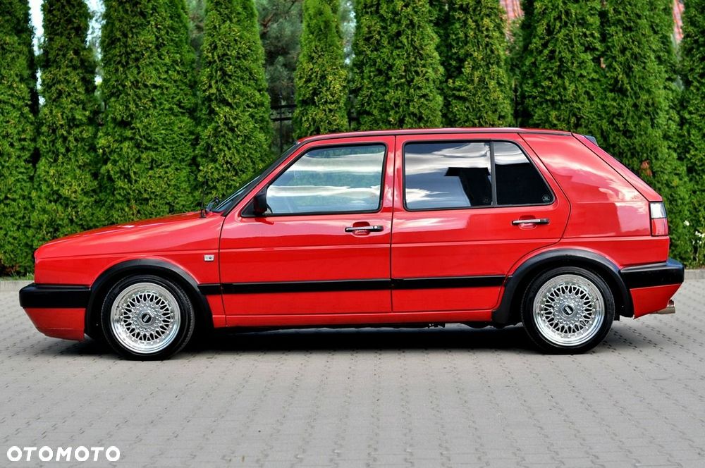 Volkswagen Golf - 5