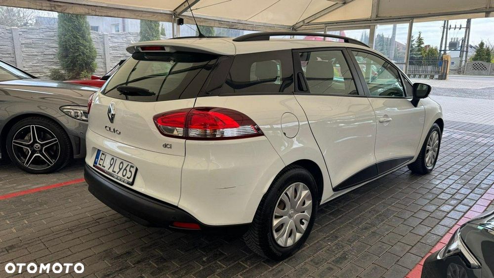 Renault Clio - 17