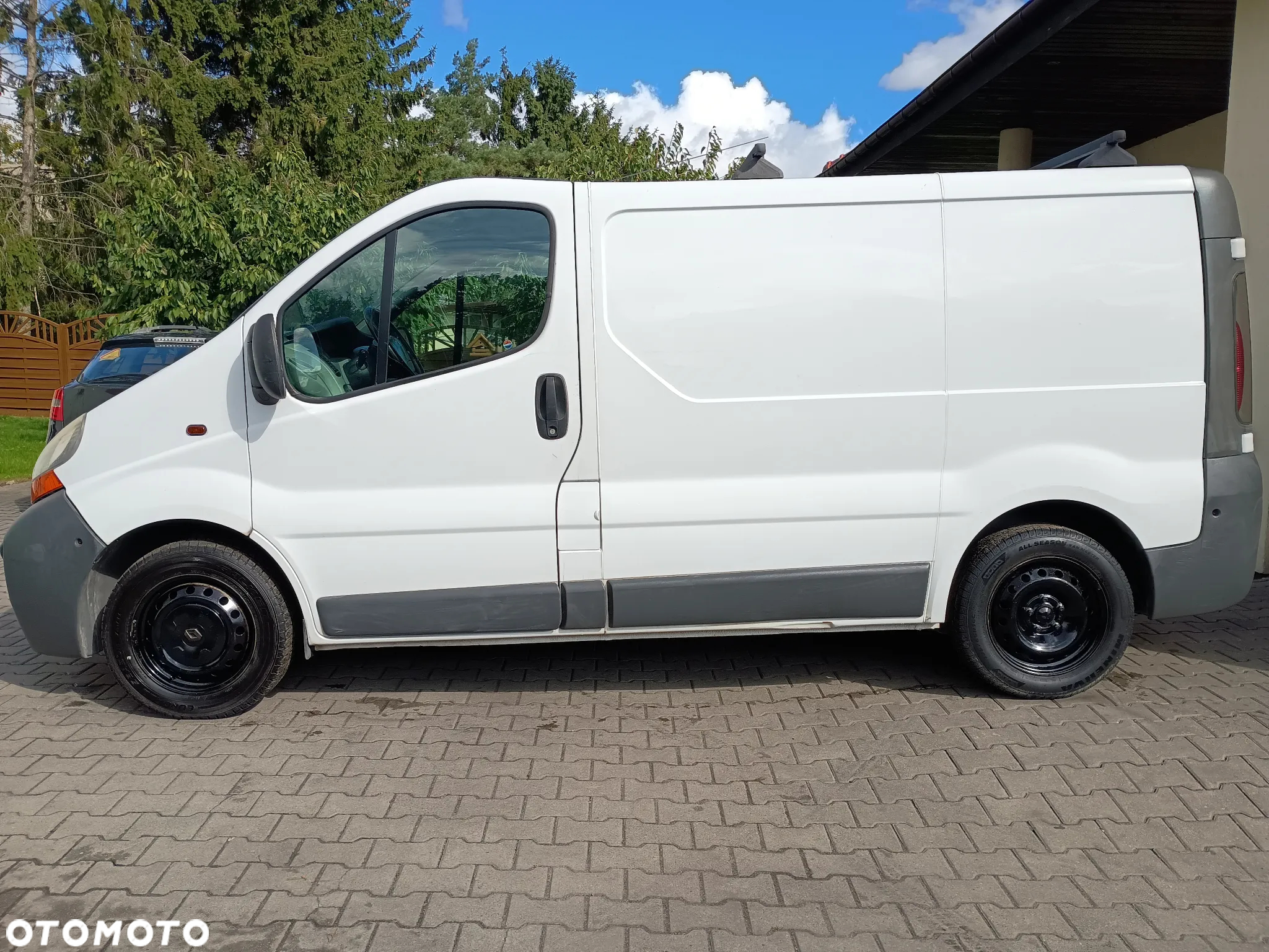 Renault Trafic - 2