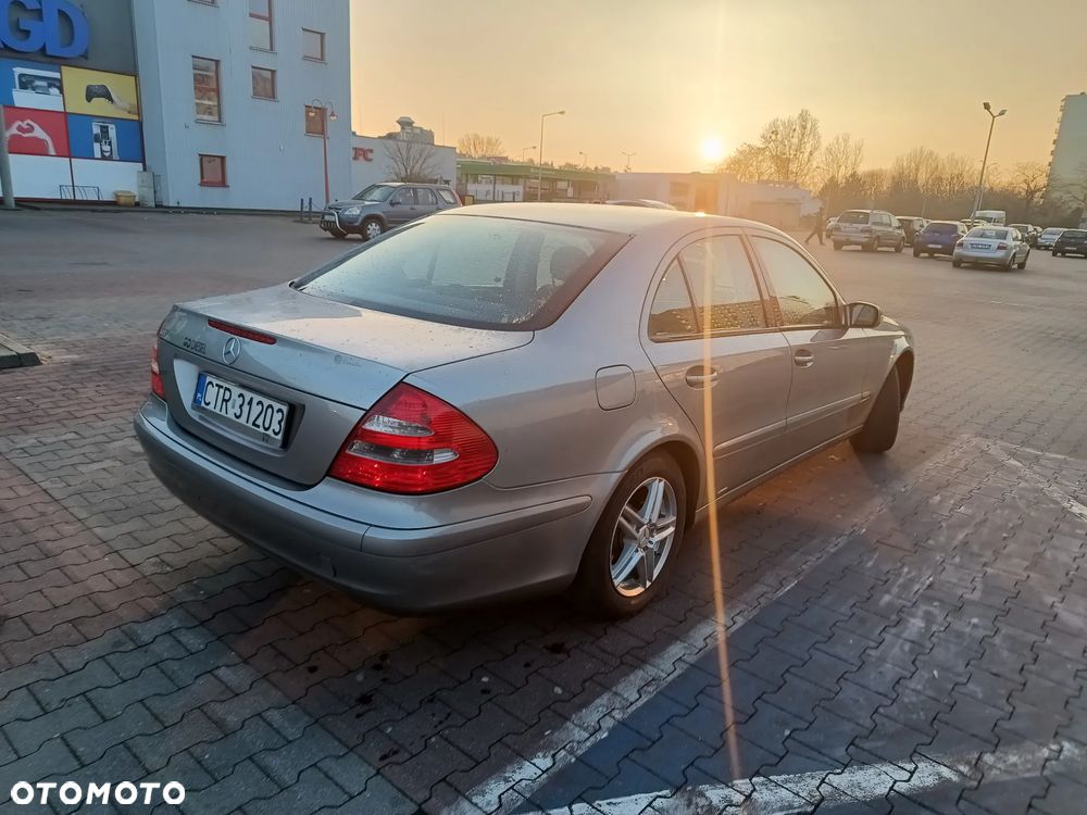 Mercedes-Benz Klasa E 220 CDI Classic DPF - 13