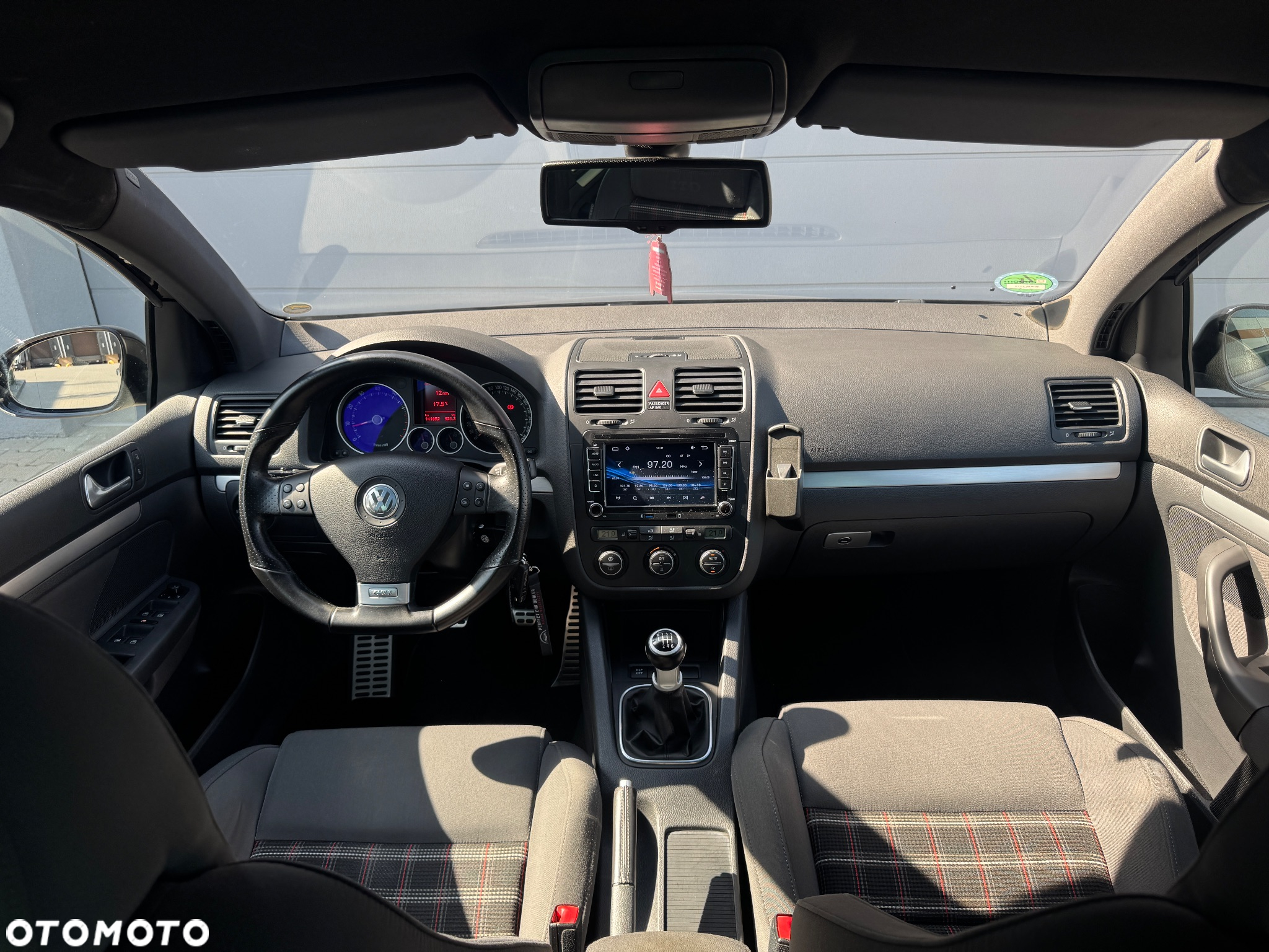 Volkswagen Golf 2.0 GTI - 17