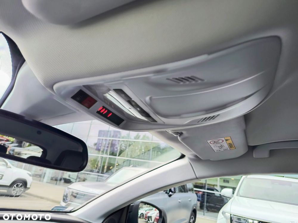Opel Grandland X 1.6 T Ultimate S&S - 26