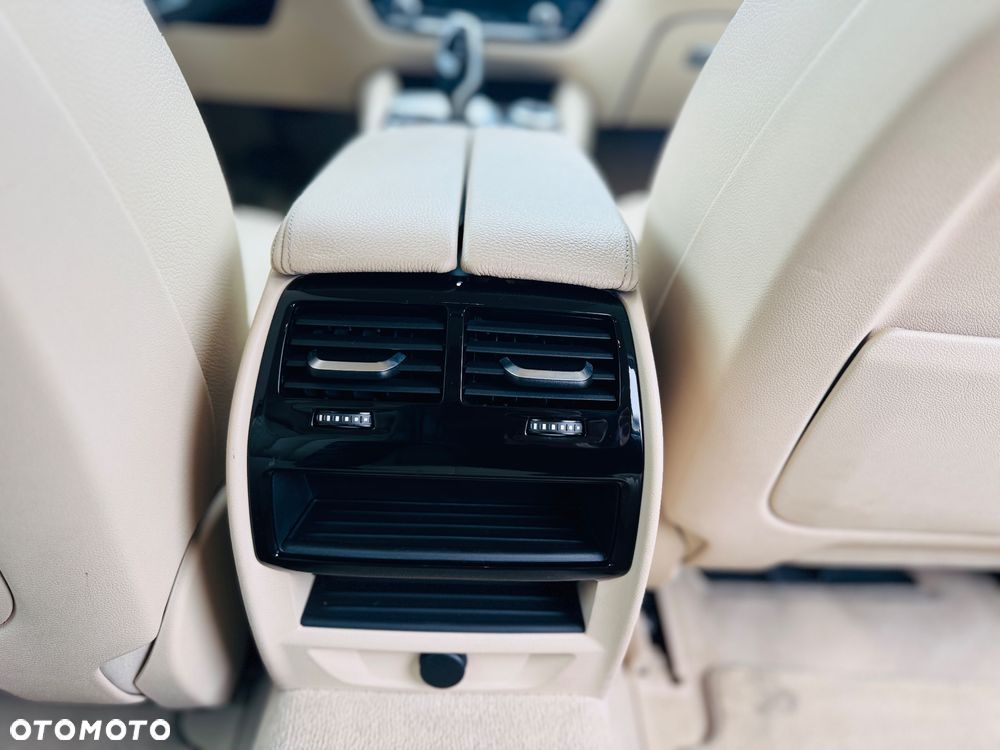 BMW Seria 5 520d Luxury Line sport - 24