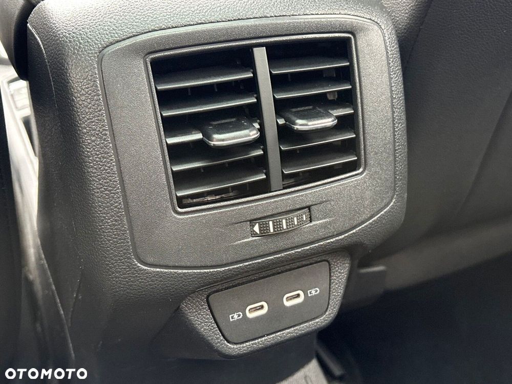Volkswagen T-Roc 1.5 TSI GPF ACT Premium DSG - 37