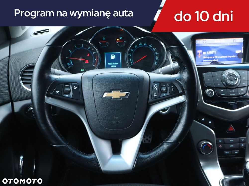Chevrolet Cruze - 22