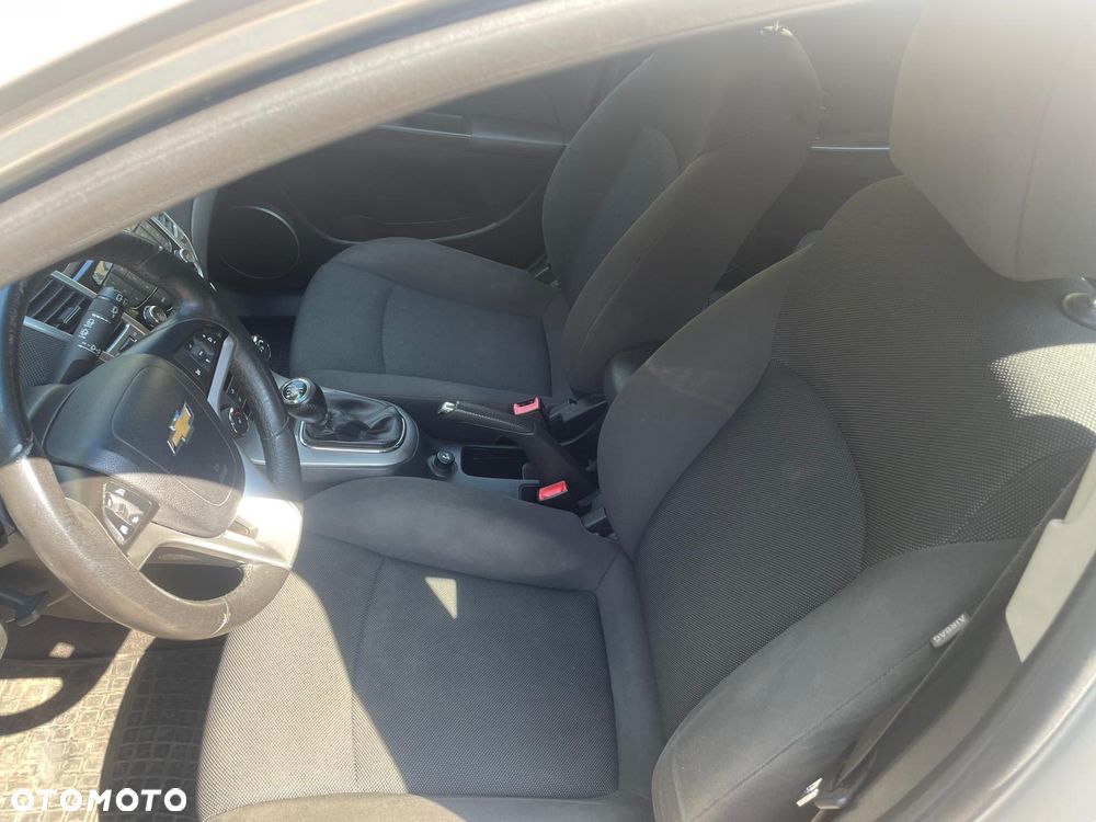 Chevrolet Cruze 1.8 LT - 15