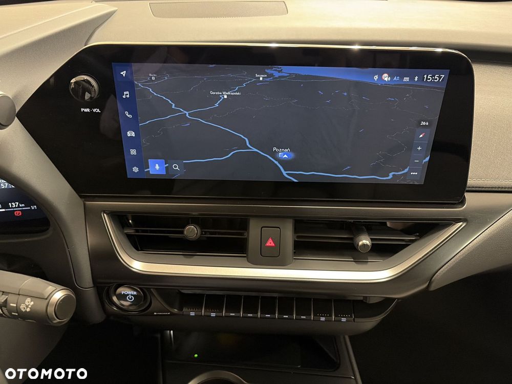 Lexus UX 300h F Sport Design - 15