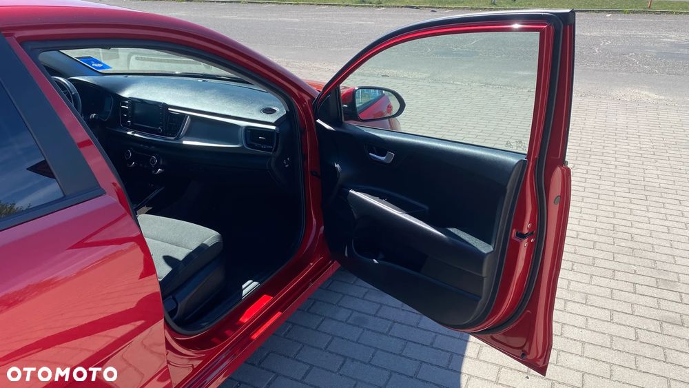 Kia Rio 1.0 T-GDI 100 Dream-Team Edition - 23