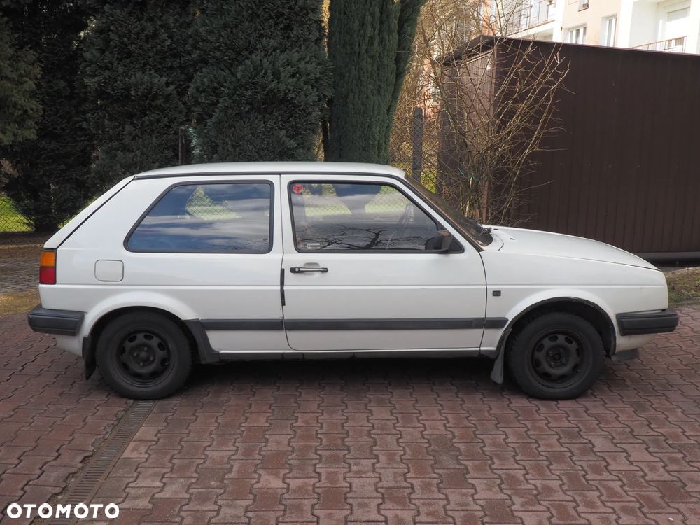 Volkswagen Golf 1.3 - 6