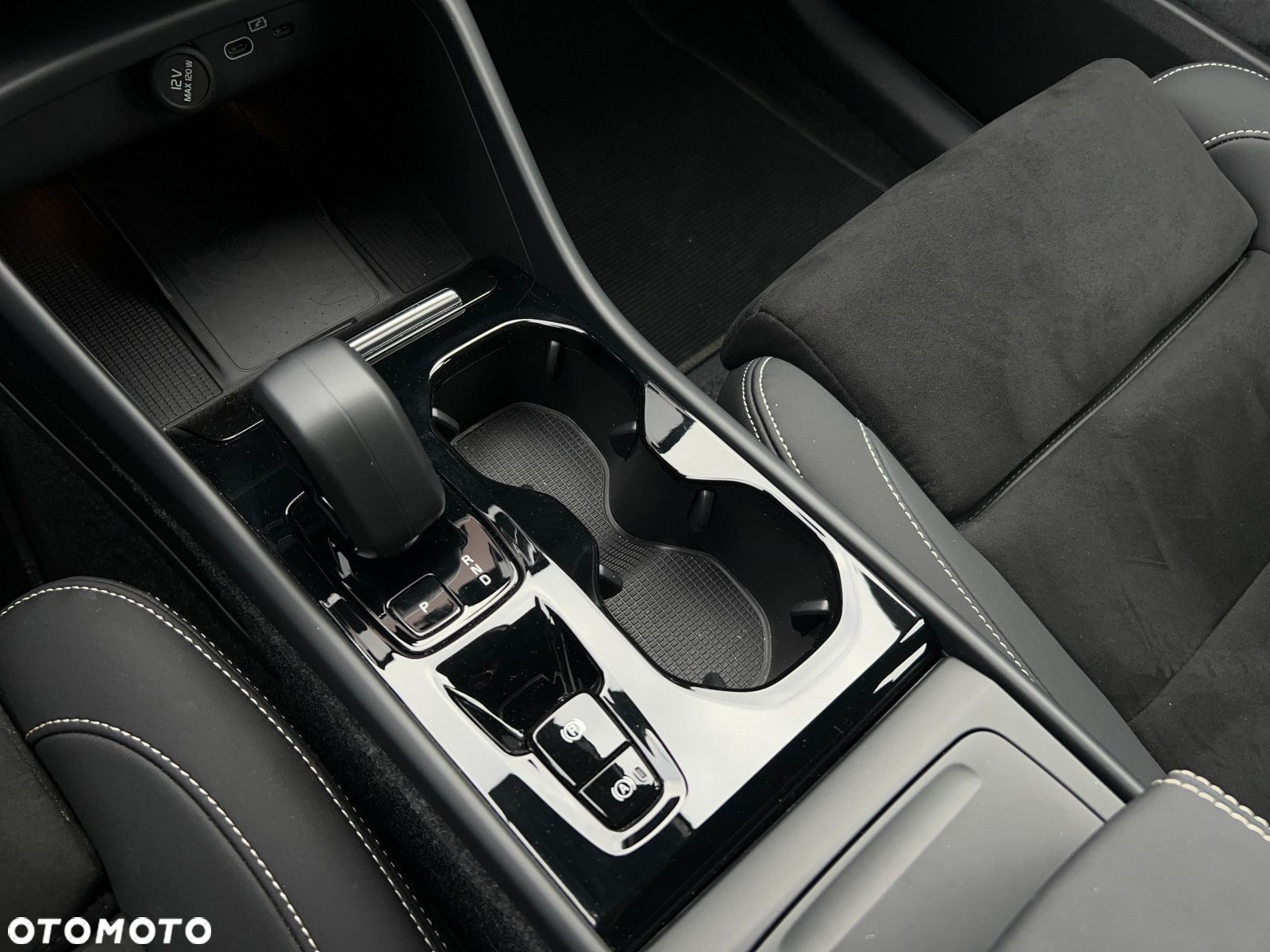 Volvo XC 40 - 15
