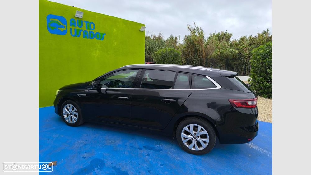 Renault Mégane Sport Tourer 1.5 Blue dCi Intens - 4