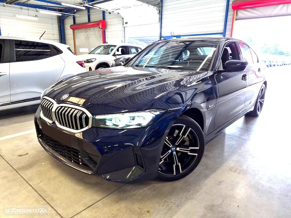 BMW 320 e Pack M Auto - 1
