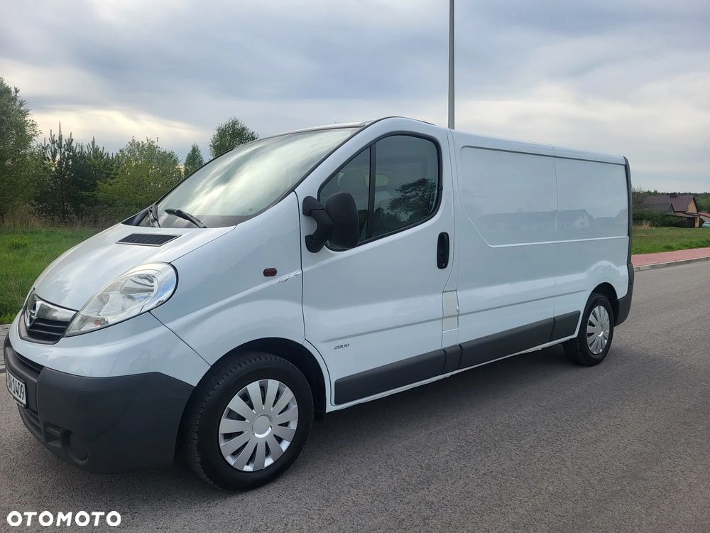 Opel VIVARO - 2