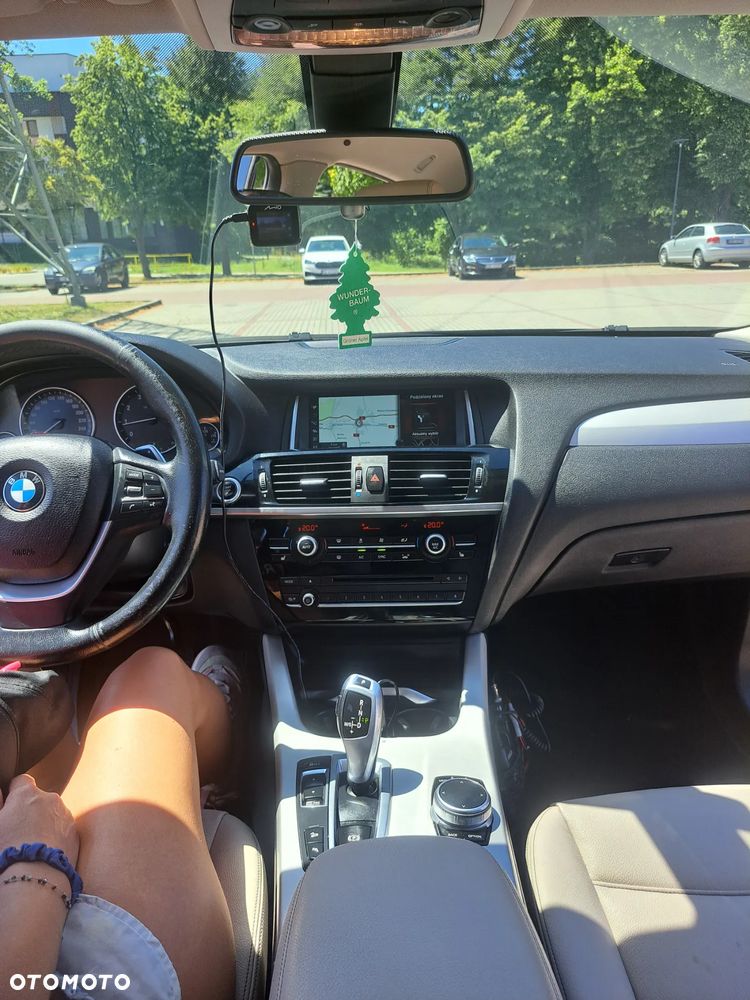 BMW X4 xDrive20i - 11