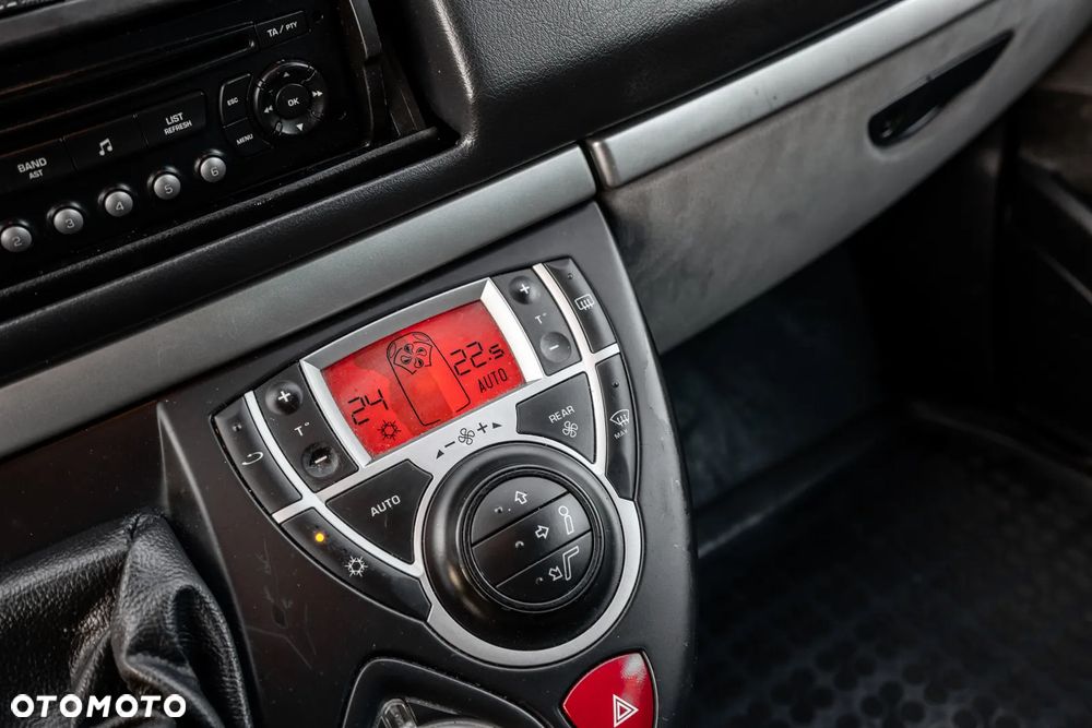 Peugeot 807 2.0 HDi Premium - 18