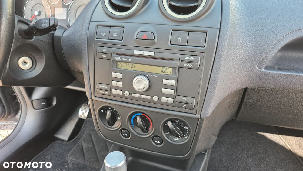 Ford Fiesta 2.0 ST - 20