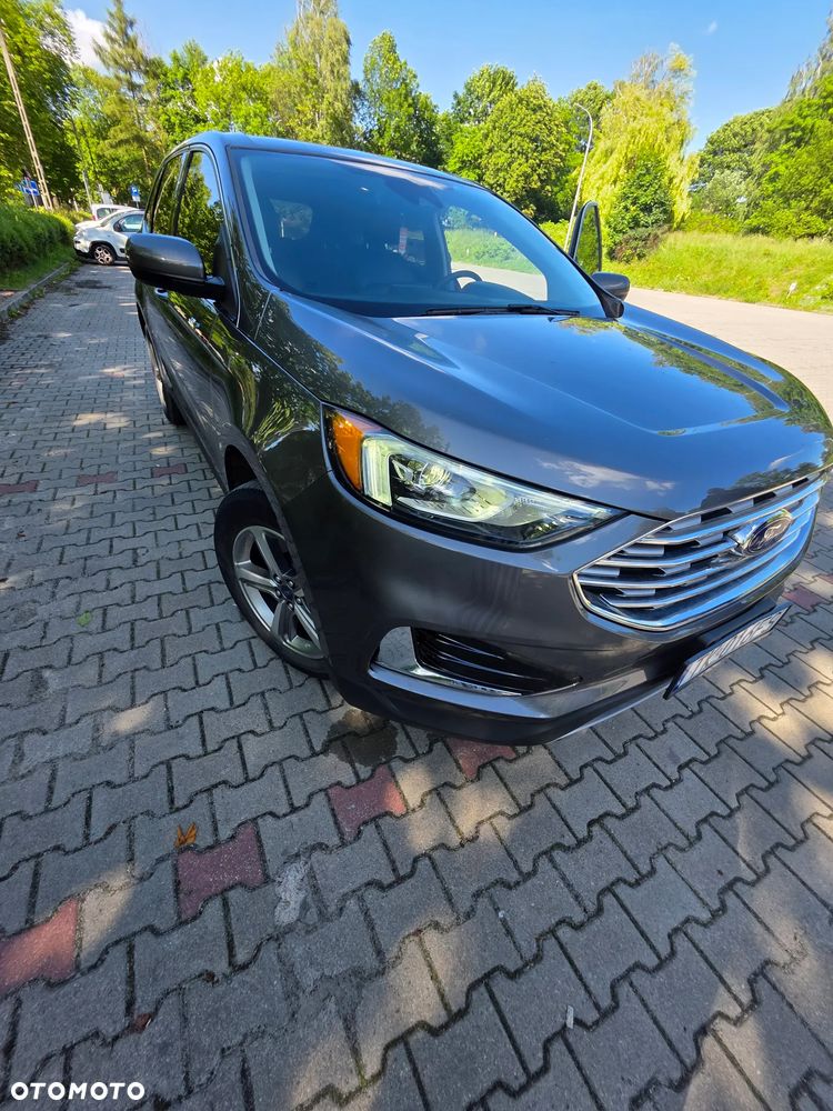 Ford Edge - 1