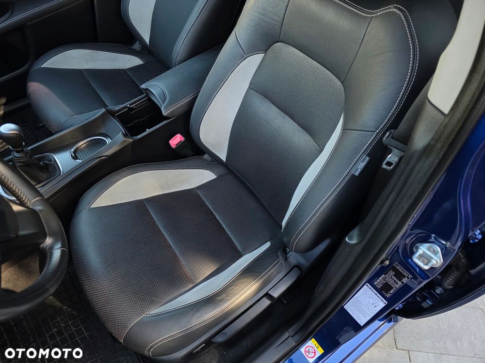 Toyota Avensis 2.0 D-4D Premium - 18