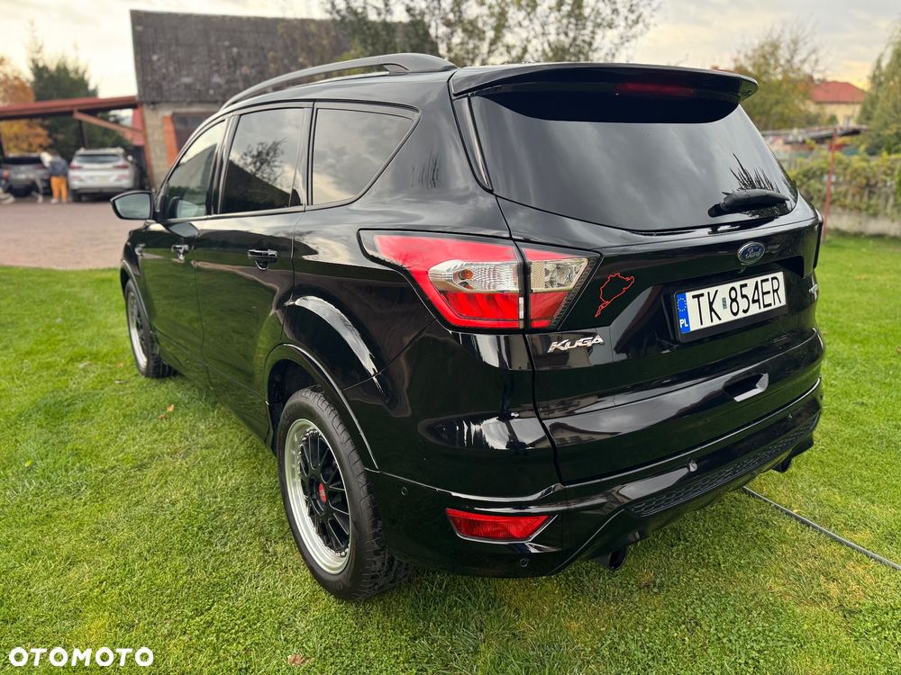Ford Kuga - 10