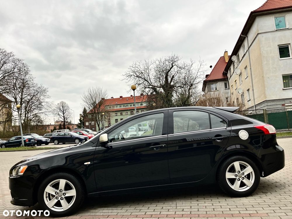 Mitsubishi Lancer 1.8 Intense - 8