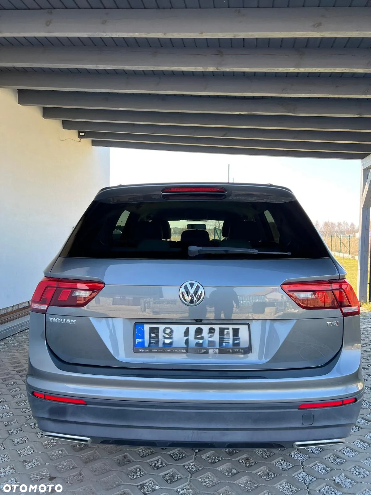 Volkswagen Tiguan - 2