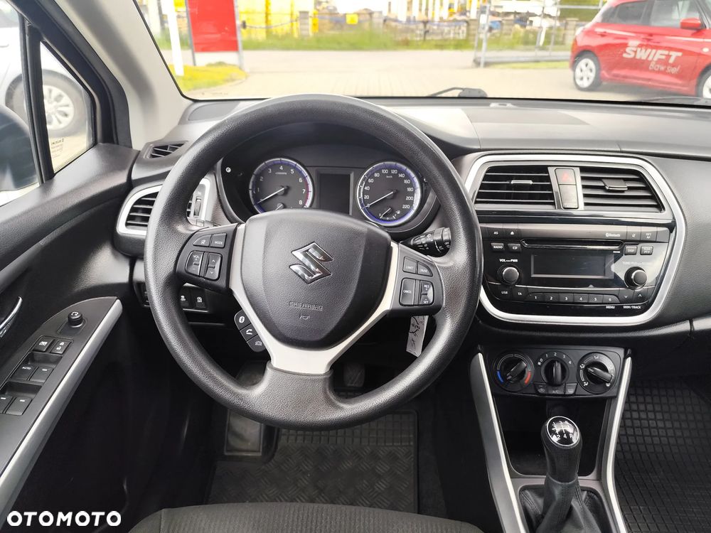 Suzuki SX4 S-Cross 1.0 T Comfort - 12