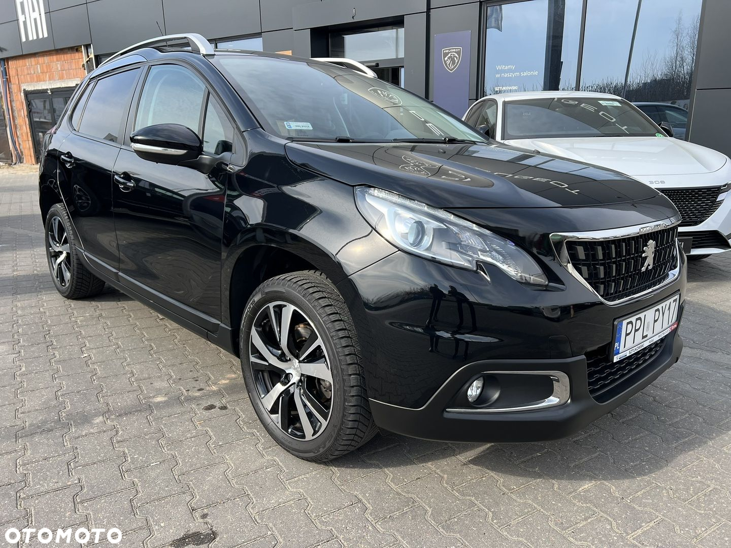 Peugeot 2008 - 6
