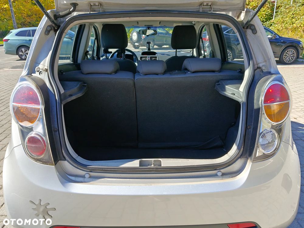 Chevrolet Spark - 28