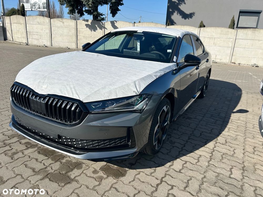 Skoda Superb 2.0 TDI SCR Sportline DSG - 1