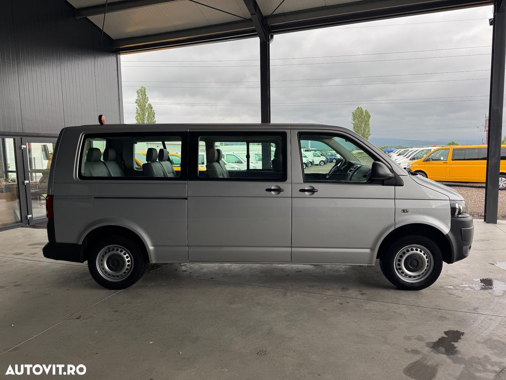 Volkswagen Caravelle - 12