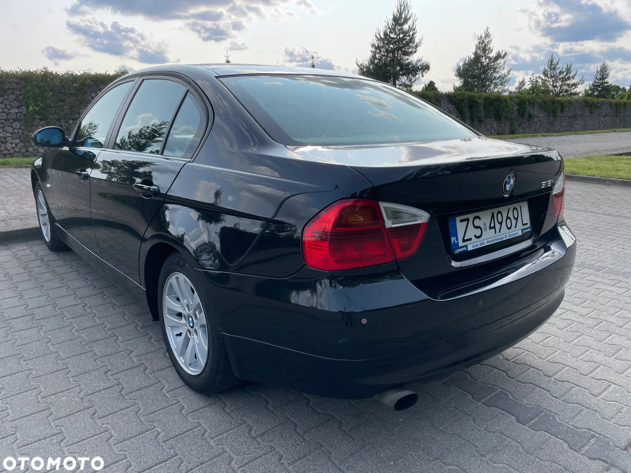 BMW Seria 3 318i - 14