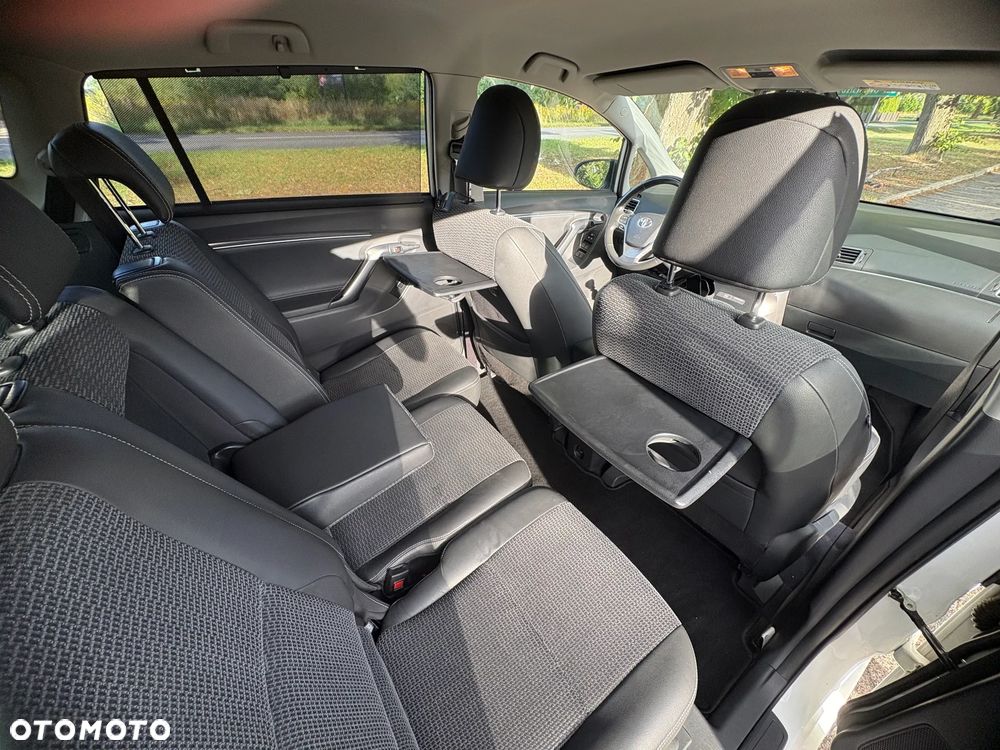 Toyota Verso 1.8 Premium EU5 7os - 26